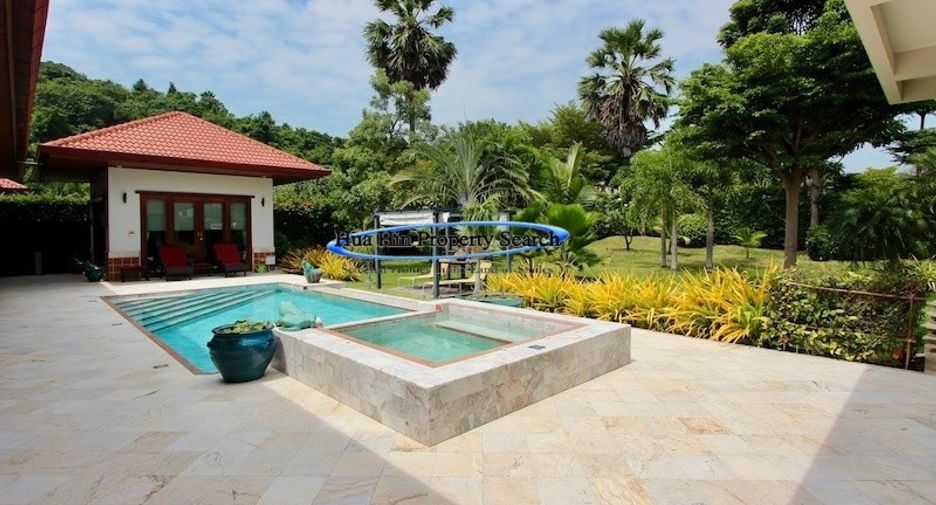 Haus zum Kauf mit 5 Zimmer in Pran Buri, Prachuap Khiri Khan