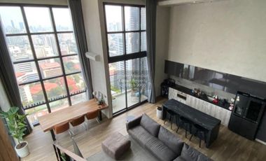 Condo en alquiler de 3 habitaciones en Watthana, Bangkok