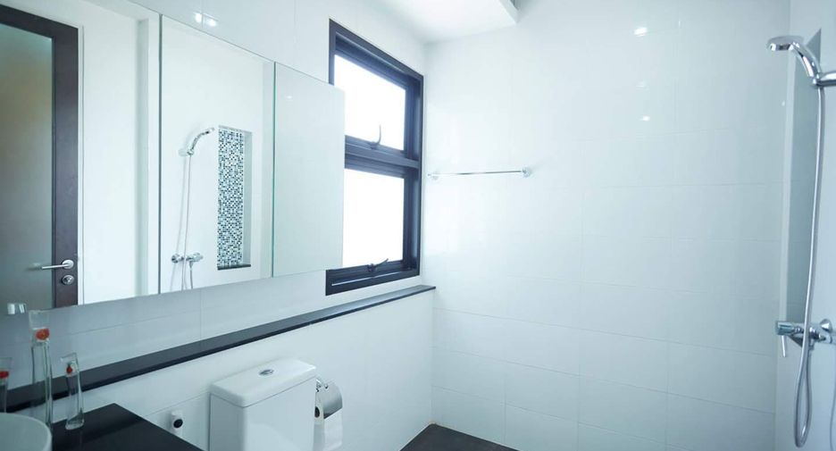 For rent 3 ベッドルーム condo in Watthana, Bangkok