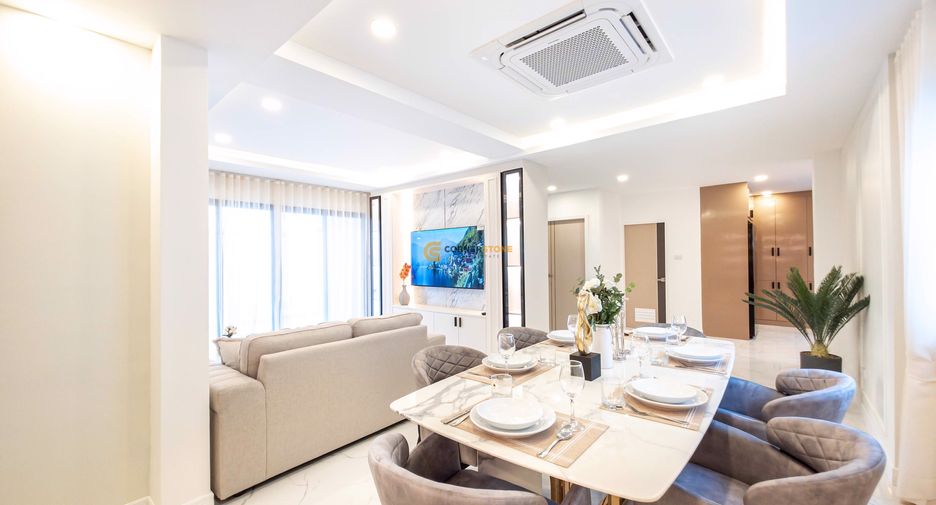 Haus zur Miete und zum Kauf mit 5 Zimmer in Bang Lamung, Chonburi