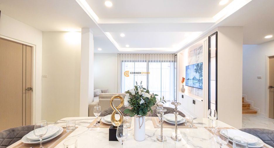 Haus zur Miete und zum Kauf mit 5 Zimmer in Bang Lamung, Chonburi