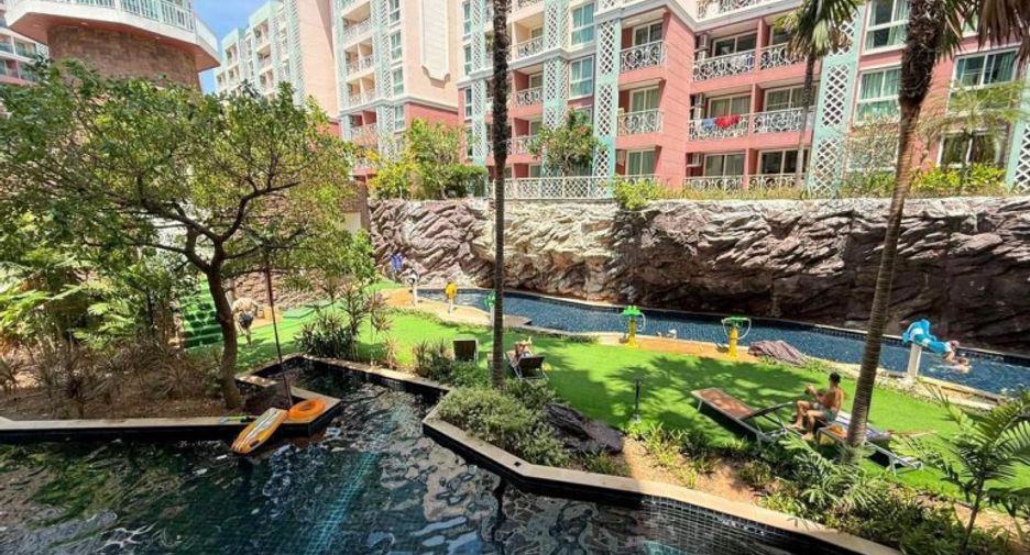 Condo en venta de 2 habitaciones en South Pattaya, Pattaya