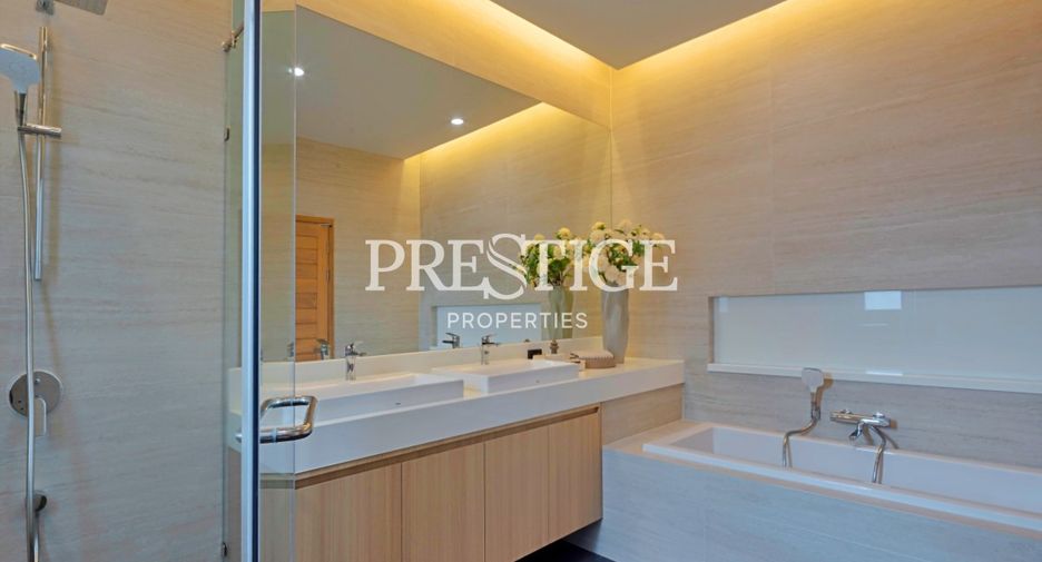 For sale 3 bedrooms house in Huay Yai, Pattaya