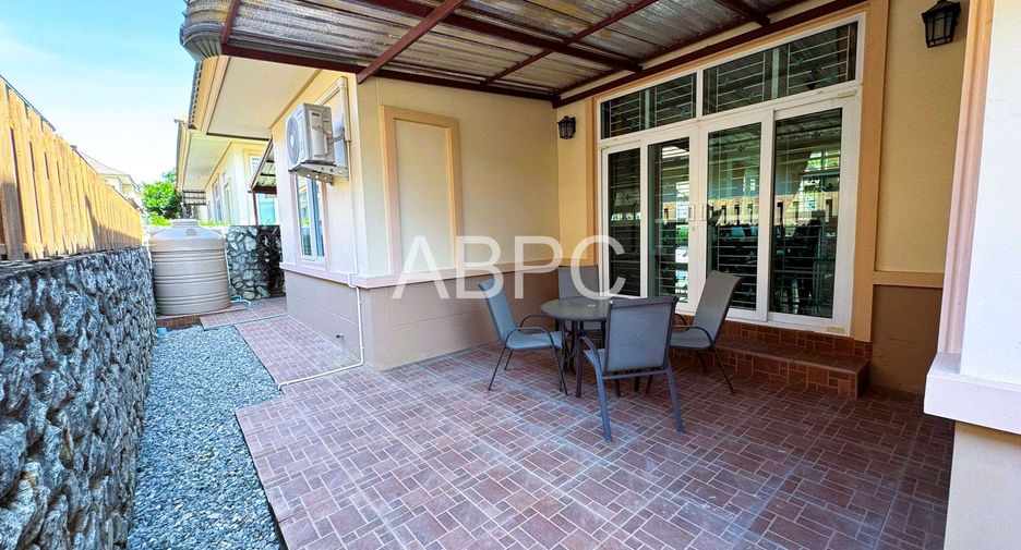 For sale 3 bedrooms house in Bang Lamung, Chonburi