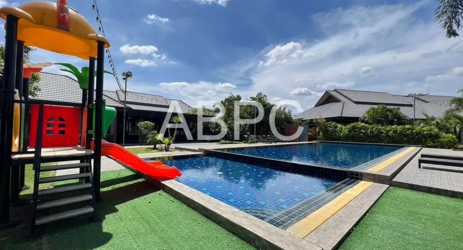 For rent 6 bedrooms house in Bang Lamung, Chonburi