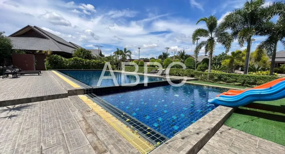 For rent 6 bedrooms house in Bang Lamung, Chonburi