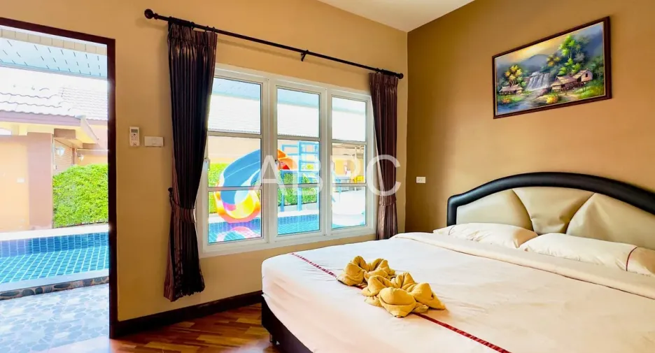 For rent 6 bedrooms house in Bang Lamung, Chonburi