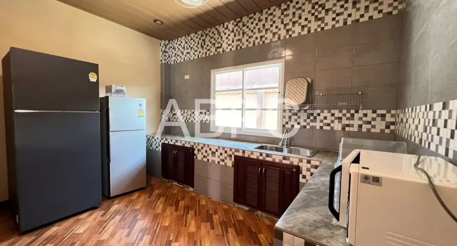 For rent 6 bedrooms house in Bang Lamung, Chonburi
