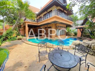 For Rent 4 Bedroom House In Bang Lamung, Chonburi