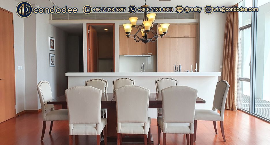 À vendre 3 chambres condo à Sathon, Bangkok