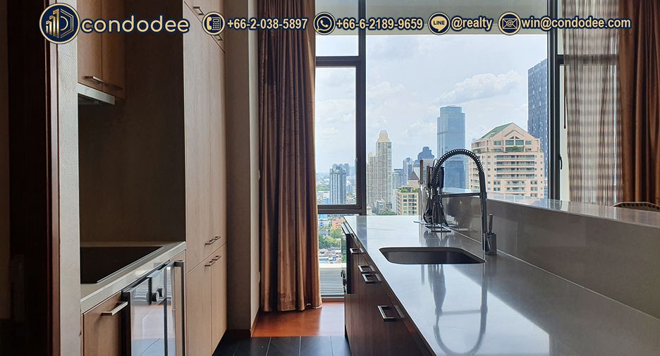 À vendre 3 chambres condo à Sathon, Bangkok