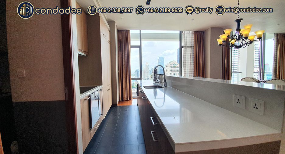 À vendre 3 chambres condo à Sathon, Bangkok