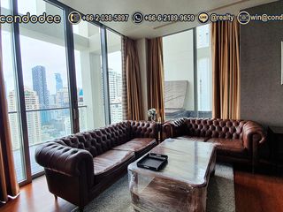 For sale 3 ベッドルーム condo in Sathon, Bangkok