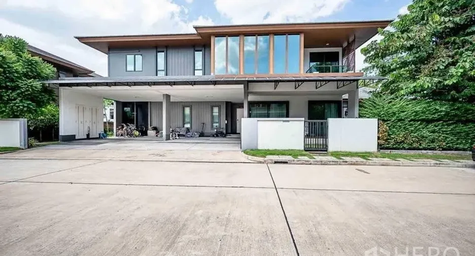 For sale 5 bedrooms house in Prawet, Bangkok