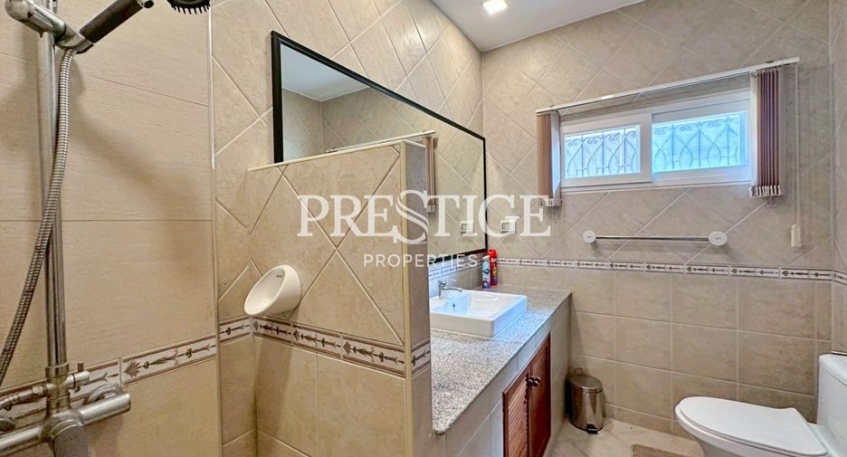 For sale 4 bedrooms house in Bang Lamung, Chonburi