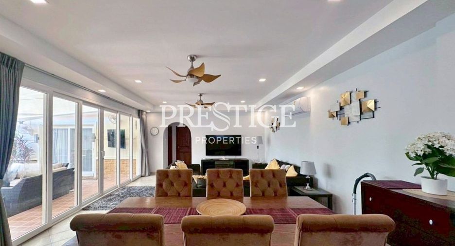 For sale 4 bedrooms house in Bang Lamung, Chonburi