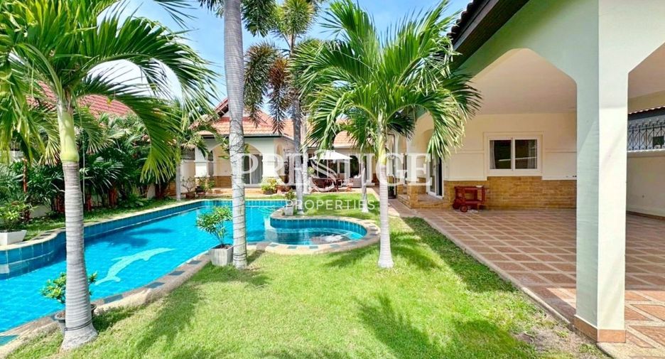 For sale 4 bedrooms house in Bang Lamung, Chonburi