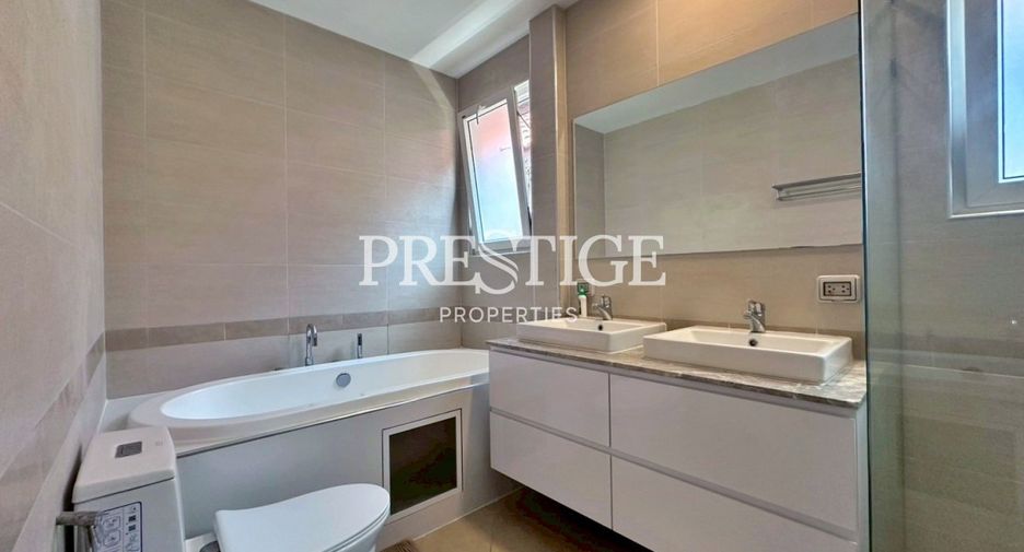 For sale 4 bedrooms house in Bang Lamung, Chonburi
