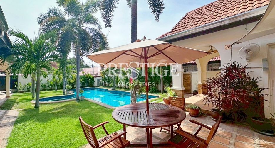 For sale 4 bedrooms house in Bang Lamung, Chonburi