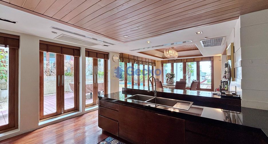 For rent and for sale 5 bedrooms house in Bang Lamung, Chonburi
