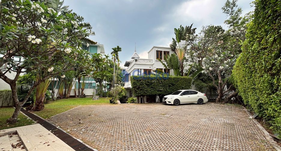 For rent and for sale 5 bedrooms house in Bang Lamung, Chonburi
