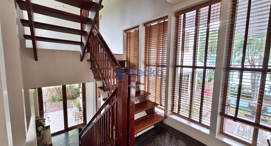 For rent and for sale 5 bedrooms house in Bang Lamung, Chonburi