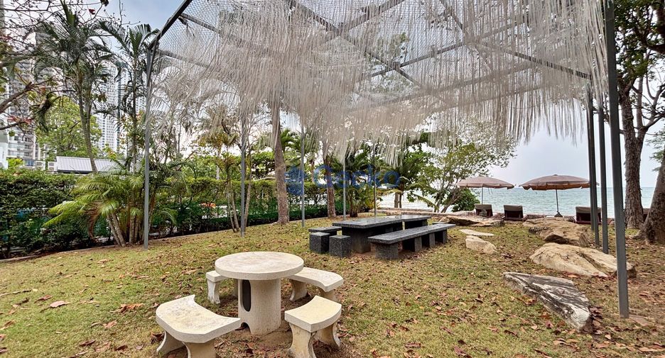 For rent and for sale 5 bedrooms house in Bang Lamung, Chonburi