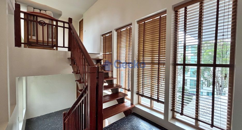 For rent and for sale 5 bedrooms house in Bang Lamung, Chonburi