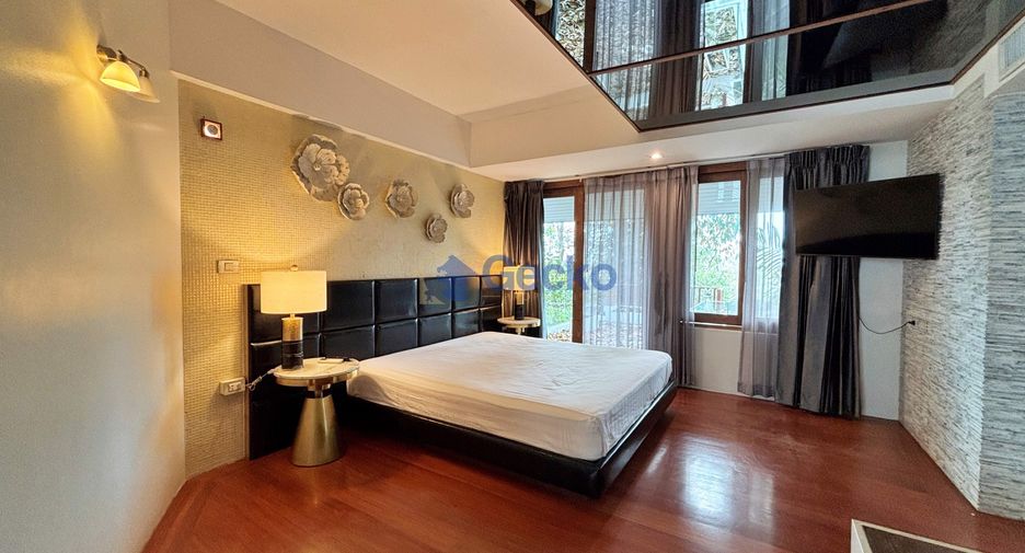 For rent and for sale 5 bedrooms house in Bang Lamung, Chonburi