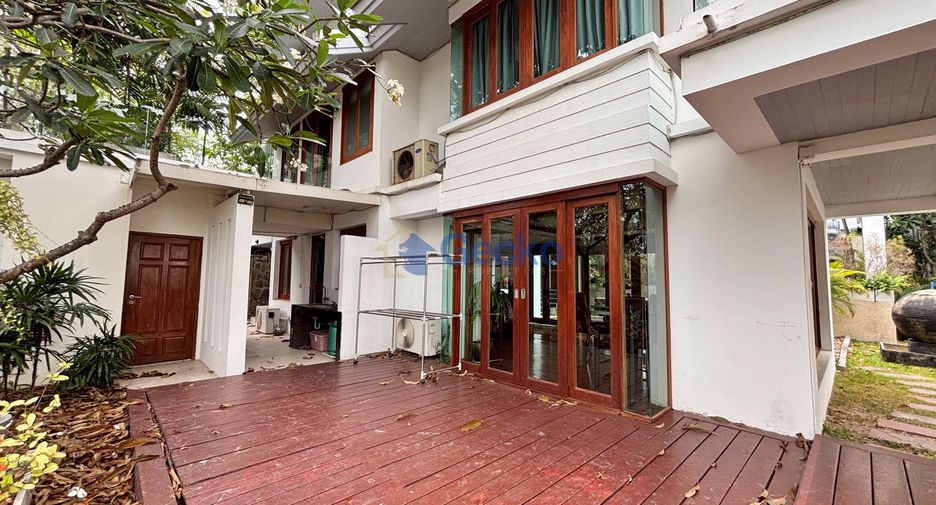 For rent and for sale 5 bedrooms house in Bang Lamung, Chonburi