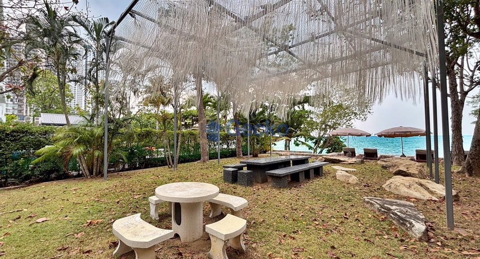For rent and for sale 5 bedrooms house in Bang Lamung, Chonburi