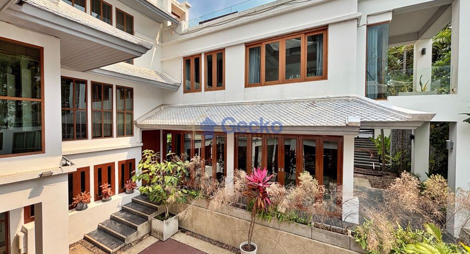 For rent and for sale 5 bedrooms house in Bang Lamung, Chonburi