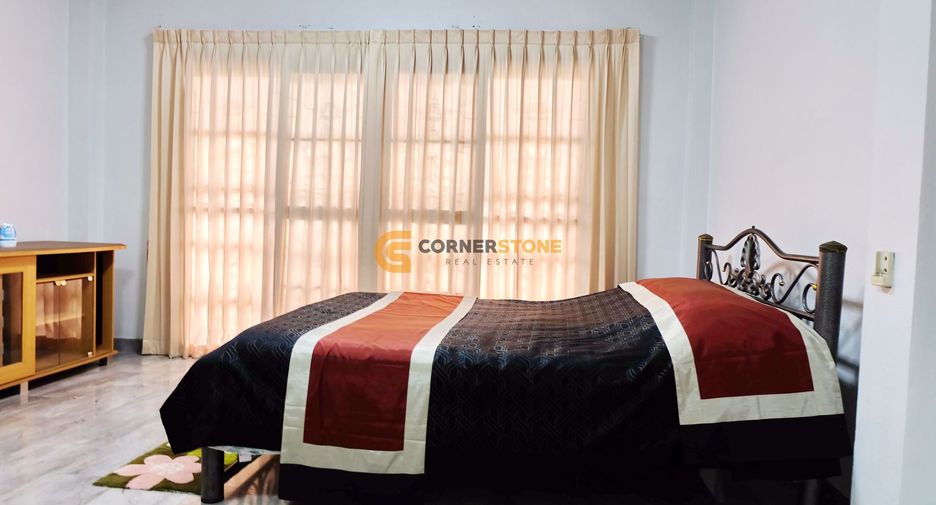 For rent and for sale 4 bedrooms house in Bang Lamung, Chonburi