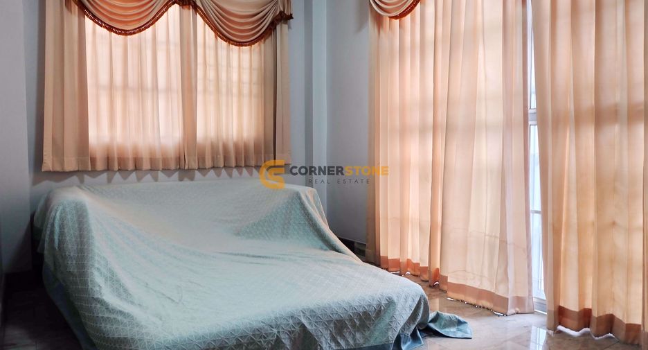 For rent and for sale 4 bedrooms house in Bang Lamung, Chonburi