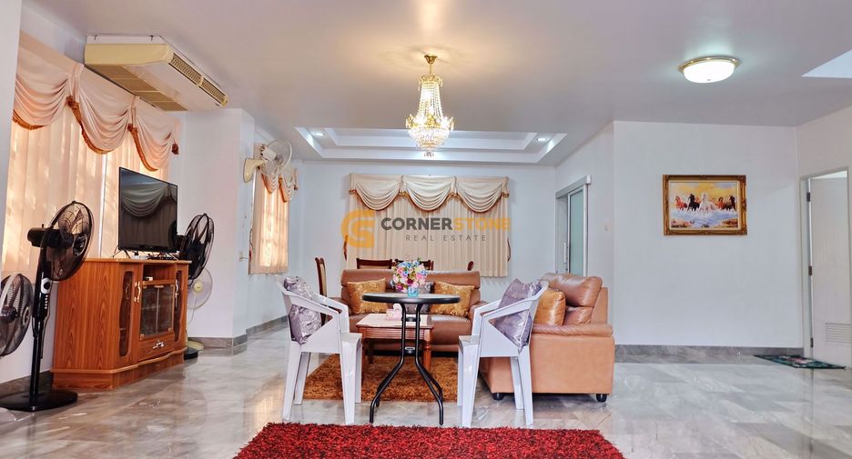 For rent and for sale 4 bedrooms house in Bang Lamung, Chonburi