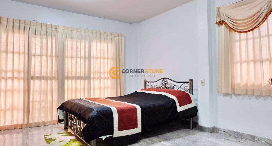 For rent and for sale 4 bedrooms house in Bang Lamung, Chonburi