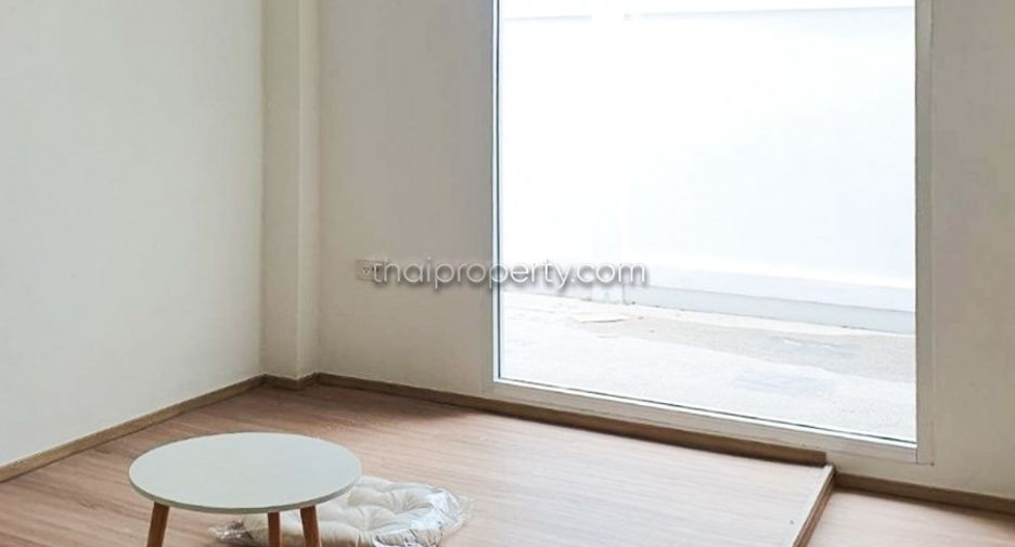 For sale and for rent 6 bedrooms house in Bang Lamung, Chonburi