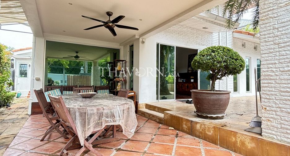 For sale 3 bedrooms house in Bang Lamung, Chonburi