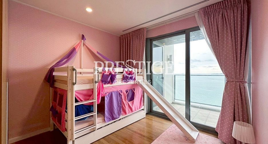 For sale 3 bedrooms condo in Bang Lamung, Chonburi