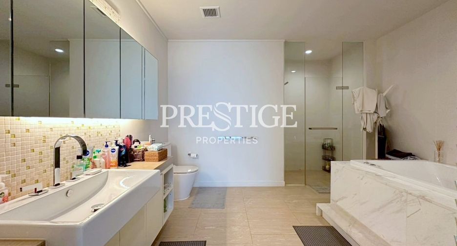 For sale 3 bedrooms condo in Bang Lamung, Chonburi