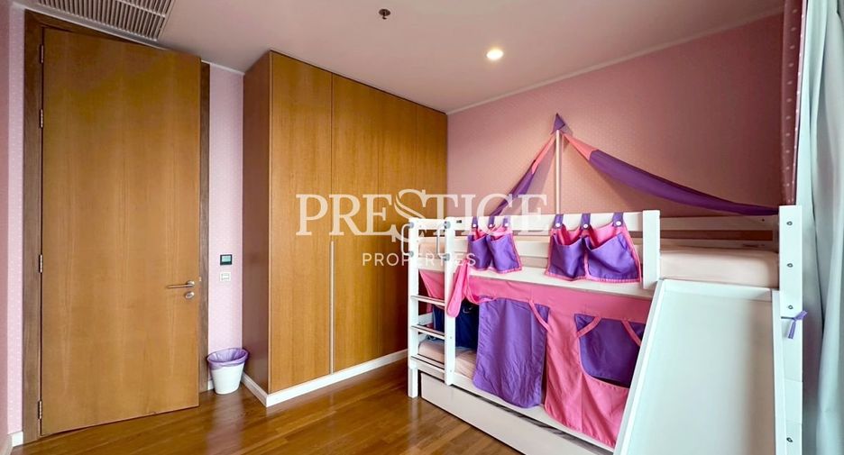 For sale 3 bedrooms condo in Bang Lamung, Chonburi