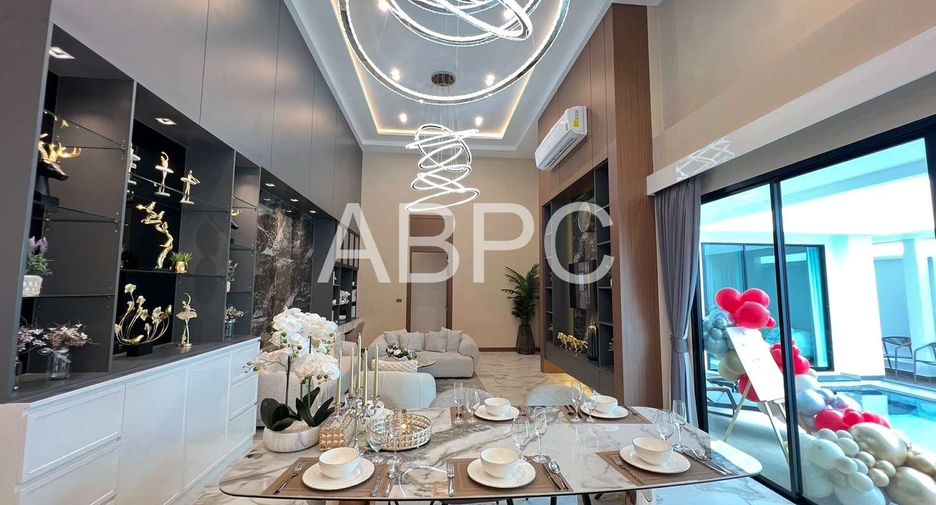 Haus zum Kauf mit 4 Zimmer in Bang Lamung, Chonburi