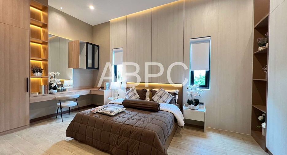 Haus zum Kauf mit 4 Zimmer in Bang Lamung, Chonburi