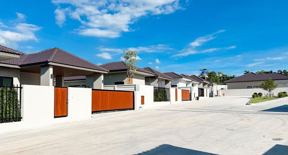 Haus zum Kauf mit 3 Zimmer in Bang Lamung, Chonburi