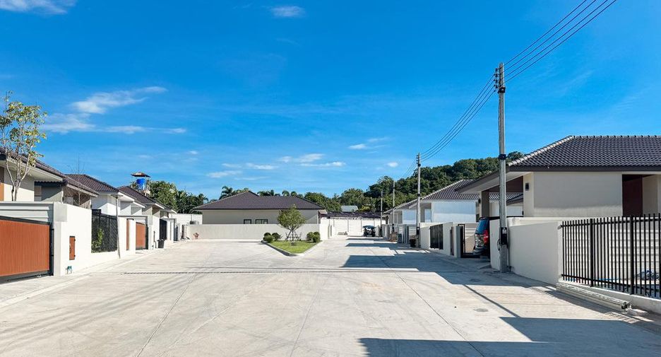 Haus zum Kauf mit 3 Zimmer in Bang Lamung, Chonburi