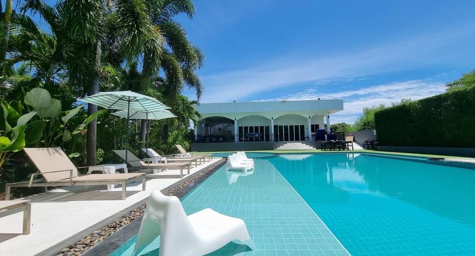出售 14 卧室 酒店 在 Sattahip, Chon Buri