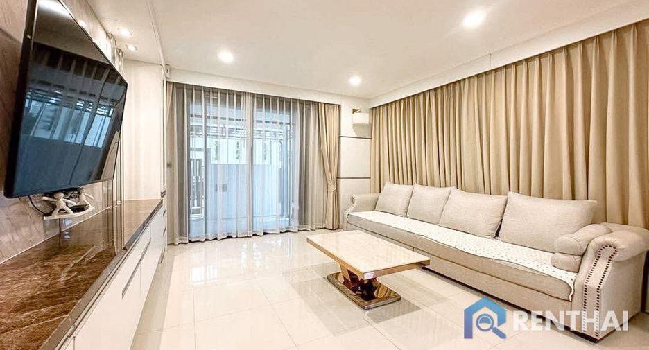For sale 3 bedrooms house in Bang Lamung, Chonburi