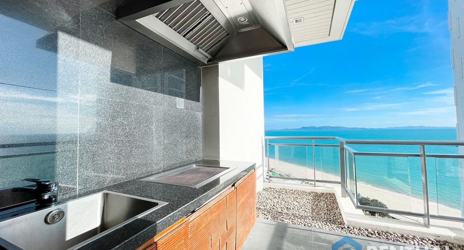 For sale 2 bedrooms condo in Jomtien, Pattaya