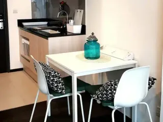 Wohnung zur Miete mit 1 Zimmer in Khlong Toei, Bangkok