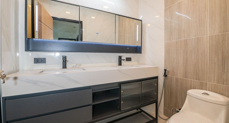 Condo en venta de 2 habitaciones en Bang Lamung, Chonburi